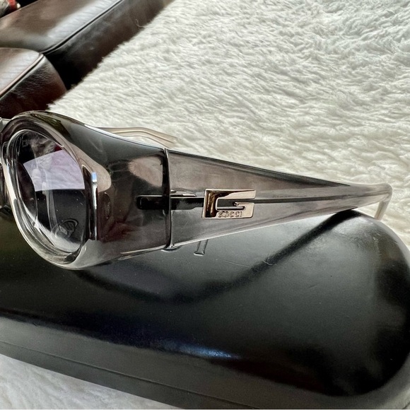 Gucci GG 2432/S T5V Gray/Black Clear Frame Gradient Lens Oval Sunglasses w/Case - Picture 16 of 16